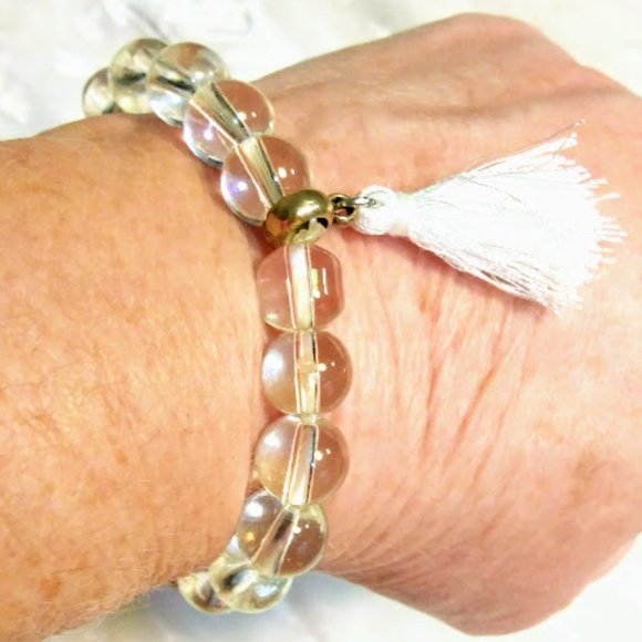 NEW*CLEAR GLASS BEADED ELASTIC TASSELED BRACELET*HAND CRAFTED - Picture 3 of 4